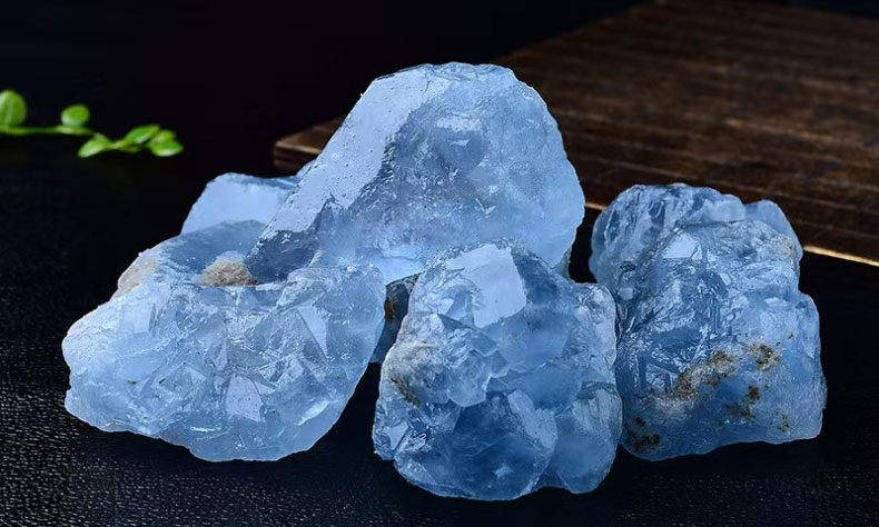 Cover image symbolizing the healing and calming energy of aquamarine crystal bracelet