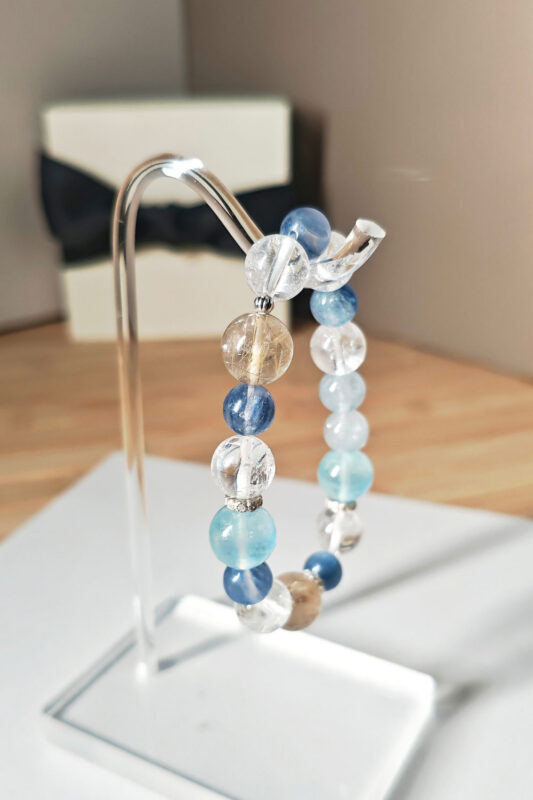 AuroraGain CL Luminous Veil Crystal Bracelet with natural crystals for abundance, clarity, and mindful living