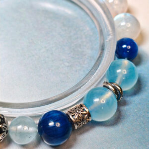 Close-up of the 925 sterling silver Thai silver finish beads and blessing bead on AquaPoise CL