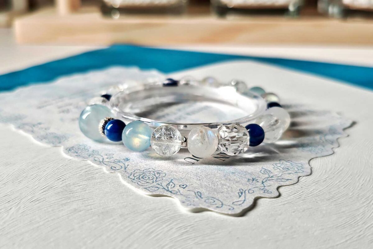 azureflow cl crystal bracelet heyduck